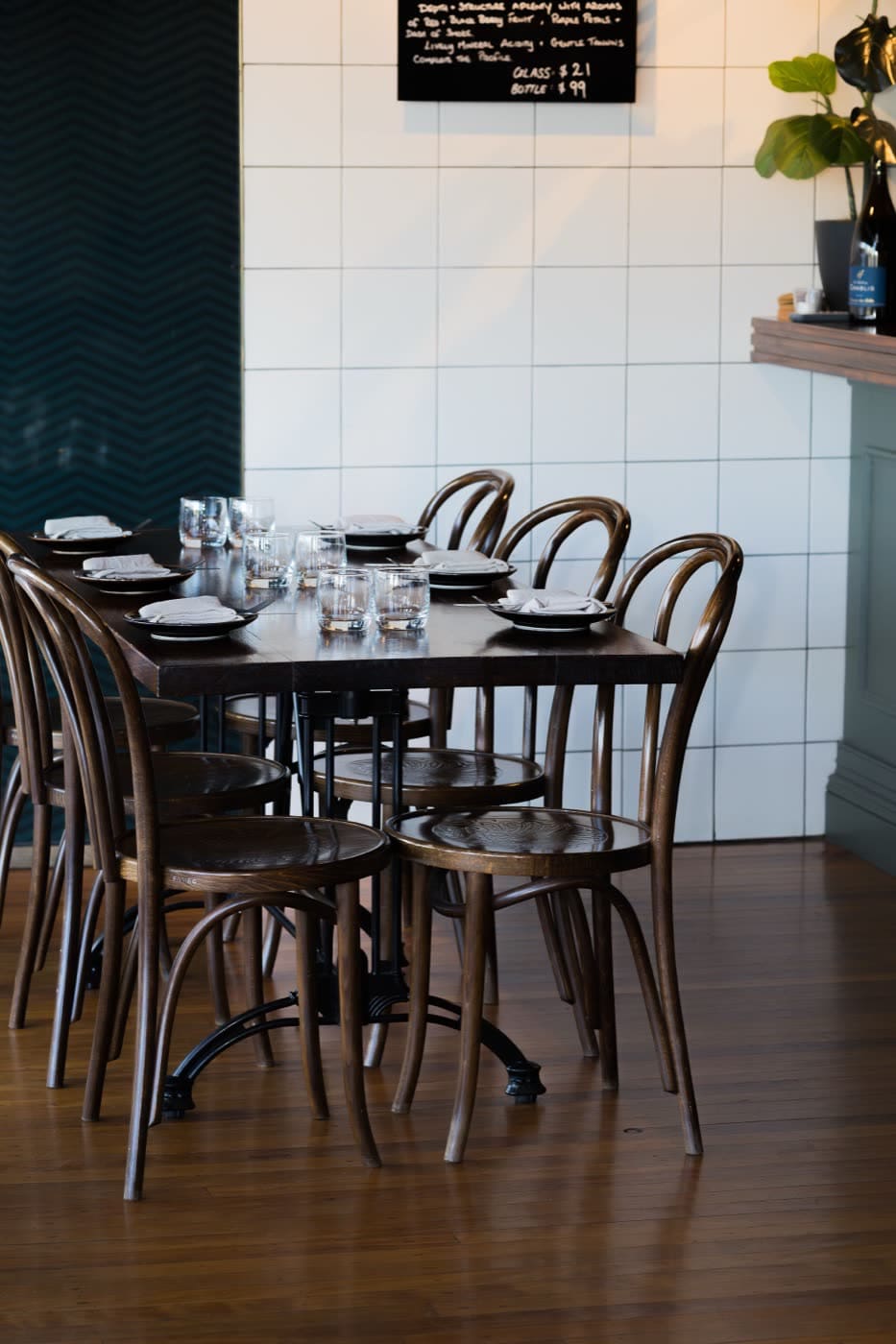 Wine & Larder venue, food and wine — photograph 2